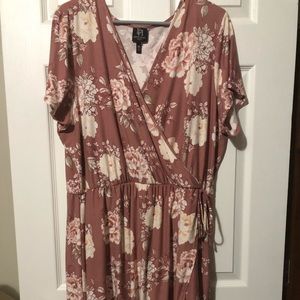Short sleeve faux wrap dress